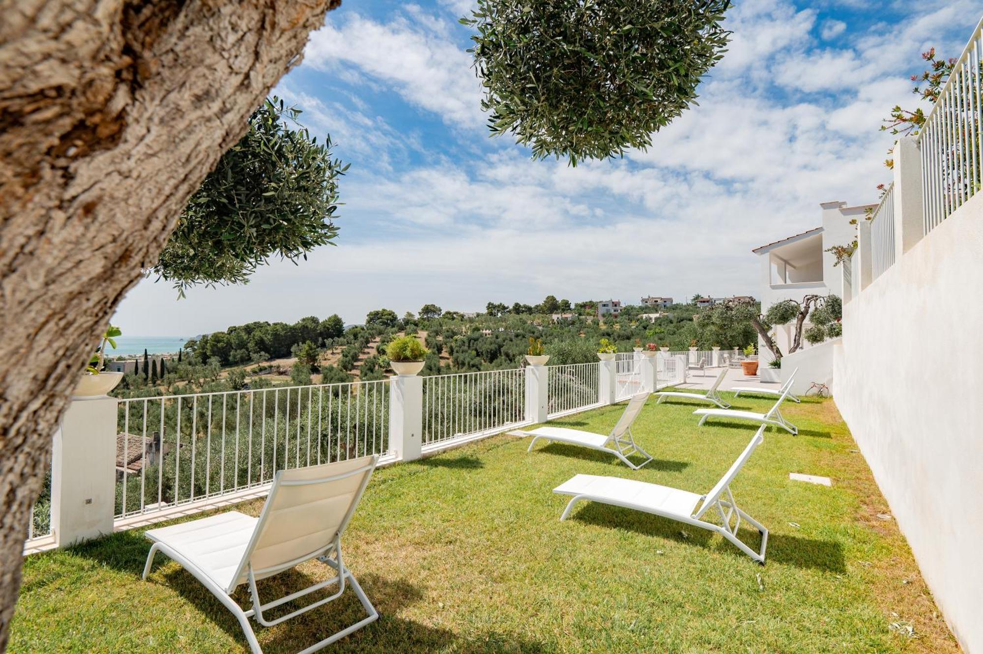 Casaragno Villa Vieste Exterior photo